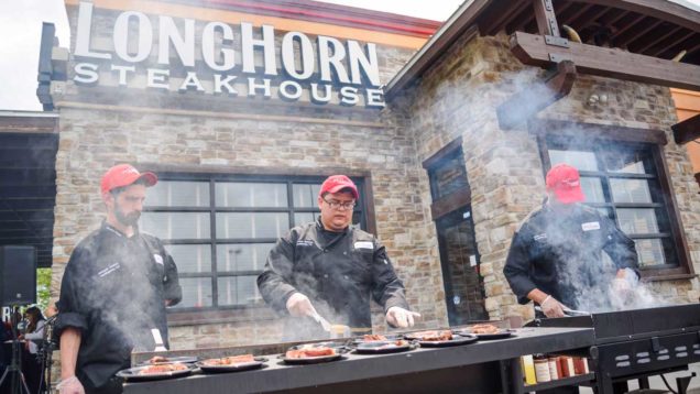 Longhorn-Steakhouse-launches-grill-us-hotline-to-help-guests-avoid-memorial-day-grilling-“misteaks”-Live-Feed