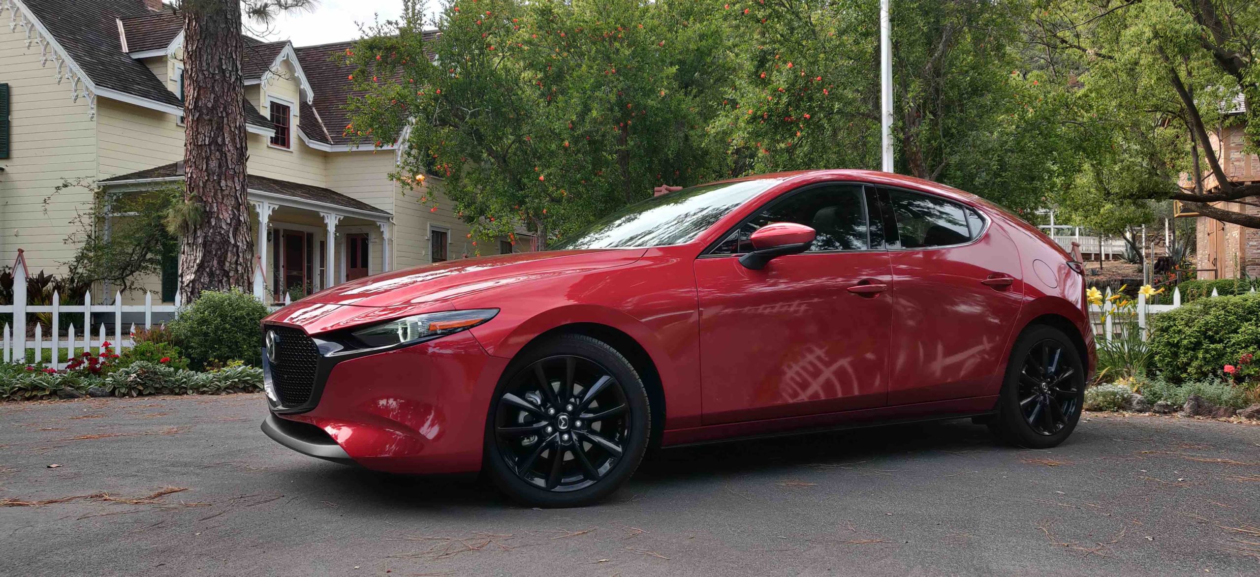 Mazda3 Hatchback POV | LiveFEED