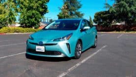 2020-Toyota-Prius-Review-Specs-video-getlivefeed.com-mpg-price-prius-review-front